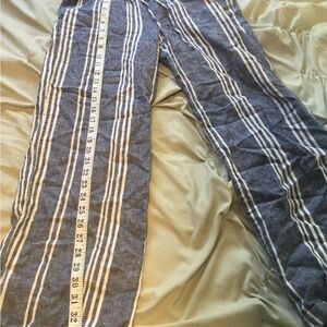 Old Navy Blue and White Striped Pants perfect condition